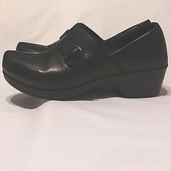 Dansko Solstice Women's Clogs Black Leather Closed Heels Elastic Gore's EUR 41 - Picture 1 of 14